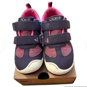 Plae waterproof Velcro Charlie sneaker Kids Shoes size 12